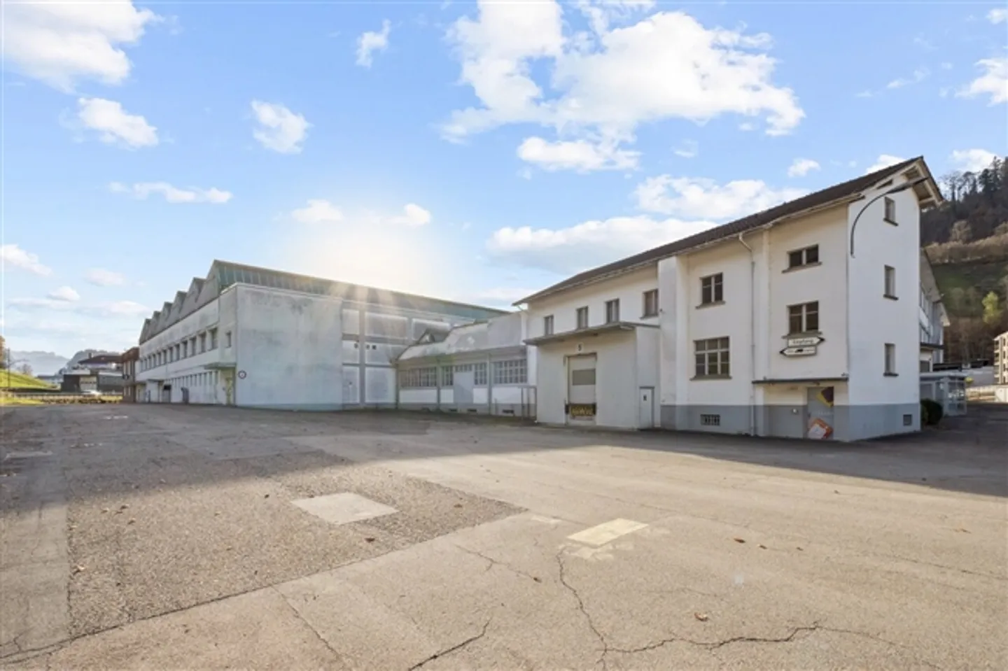 Wolhusen Market - Exclusive Commercial & Logistics Area - former 'STEWO Area' - Photo 10 of 12