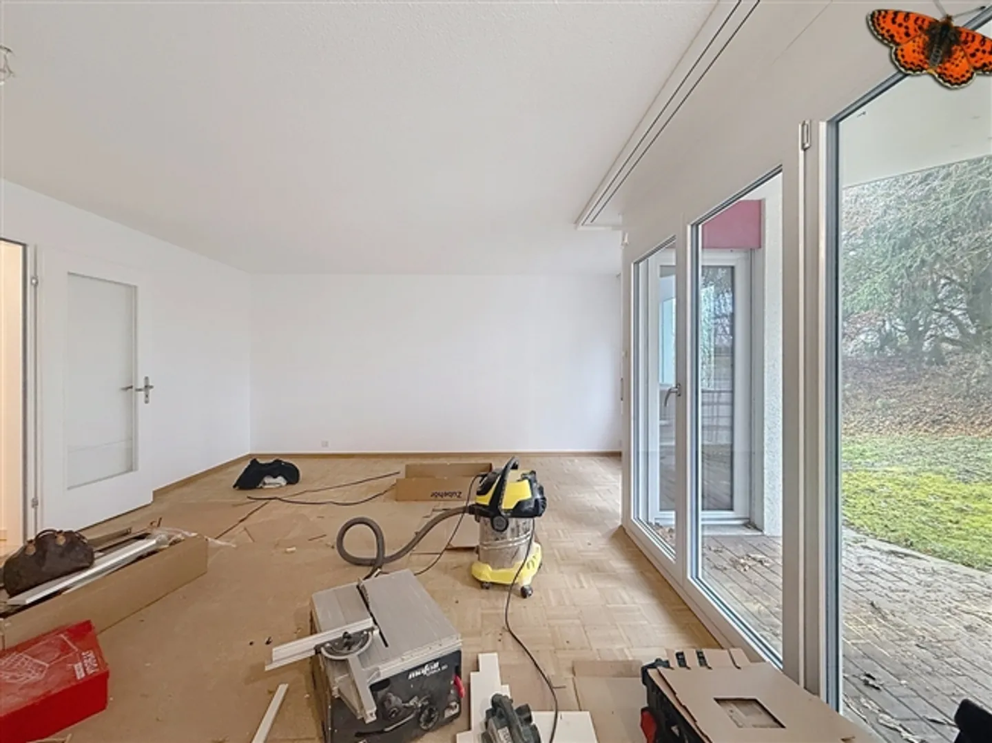 2 ½ ZIMMER - Mit einer Terrasse! - Foto 2 von 11