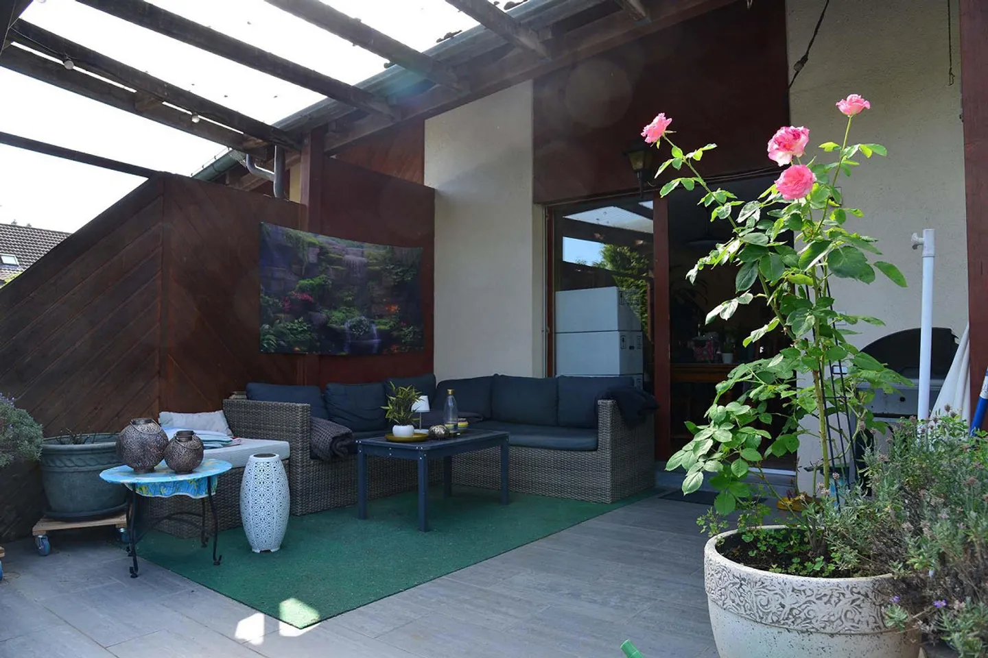 Row House - Photo 3 of 14