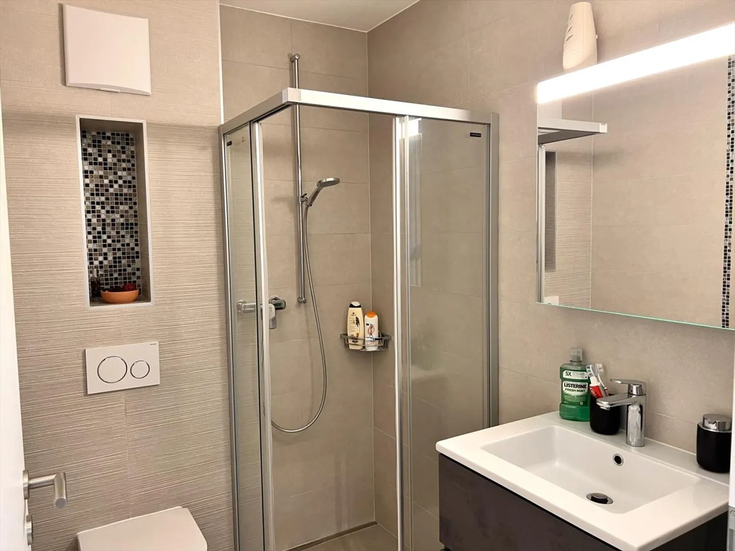 Maison contiguë 4.5 pièces - Photo 8 sur 13