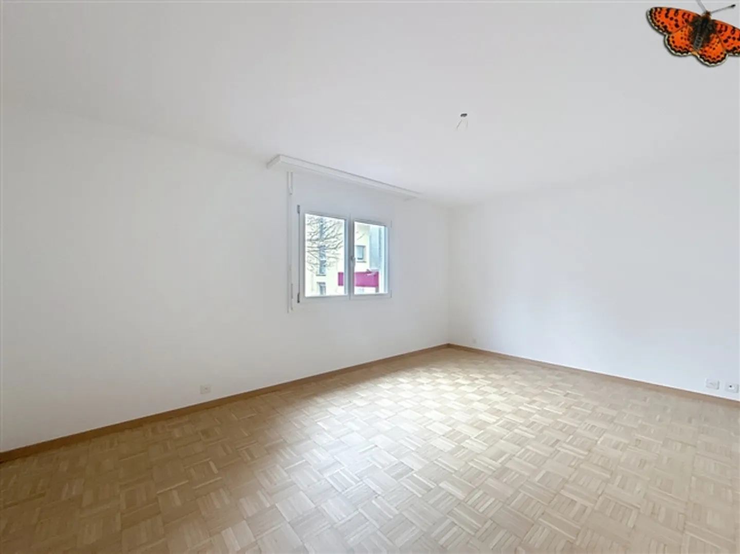 2 ½ ZIMMER - Mit einer Terrasse! - Foto 7 von 11