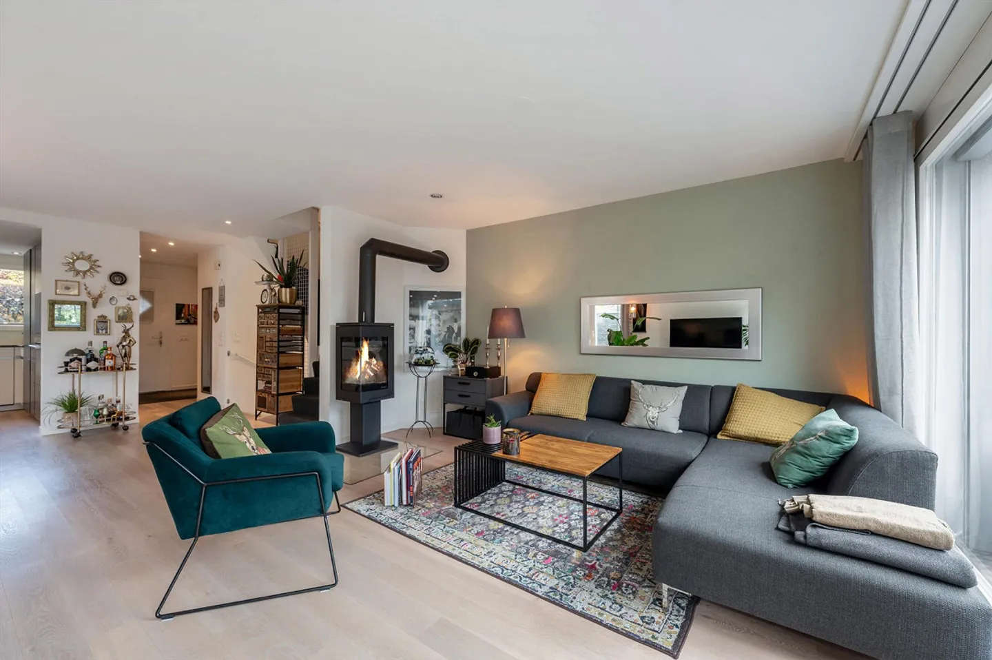 Giardino accogliente con fantastica piscina - Foto 4 di 13