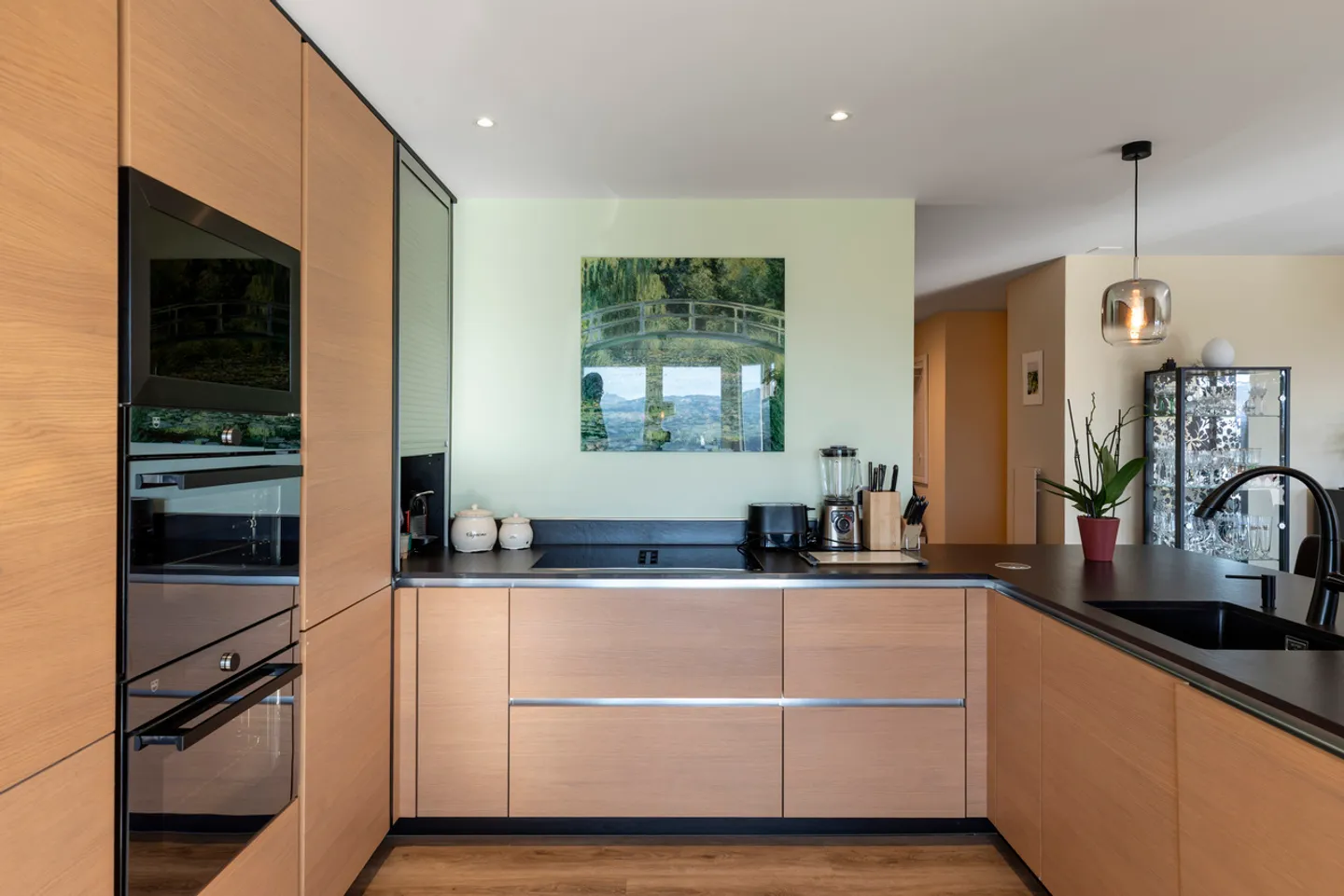 Appartement rénové de 6 pièces - Photo 9 sur 21