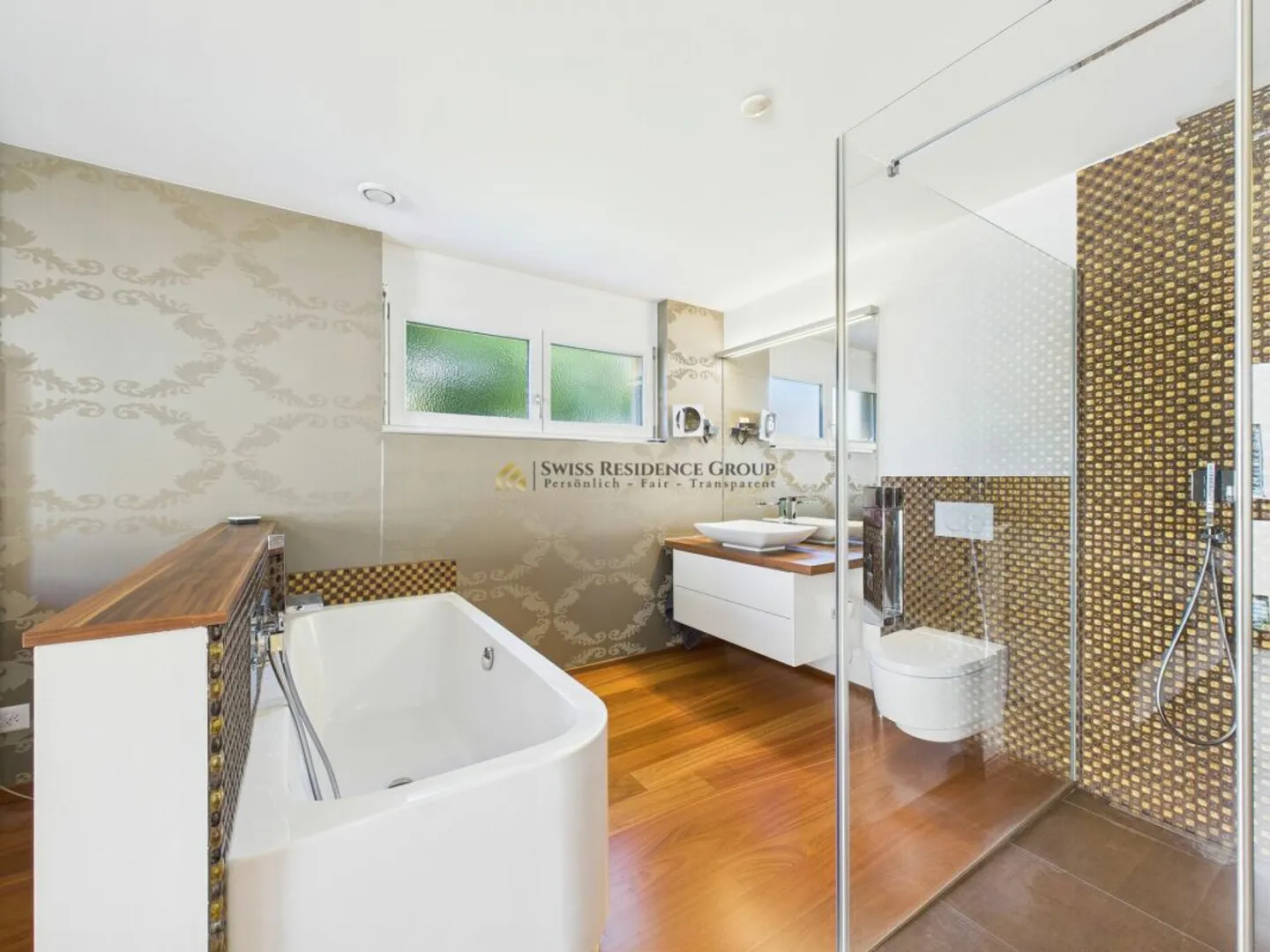 Stilvoller Rückzugsort - Grosszügige Wohnung mit Balkon, Weitsicht und Weinkeller - Foto 13 von 14