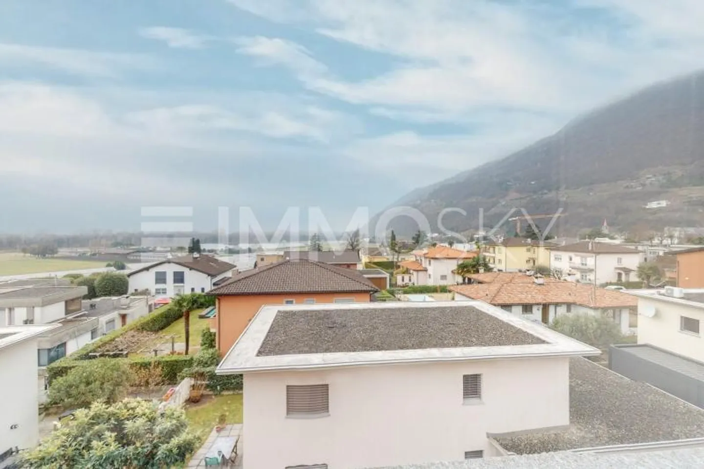 Vue imprenable depuis la grande terrasse - Photo 1 sur 5