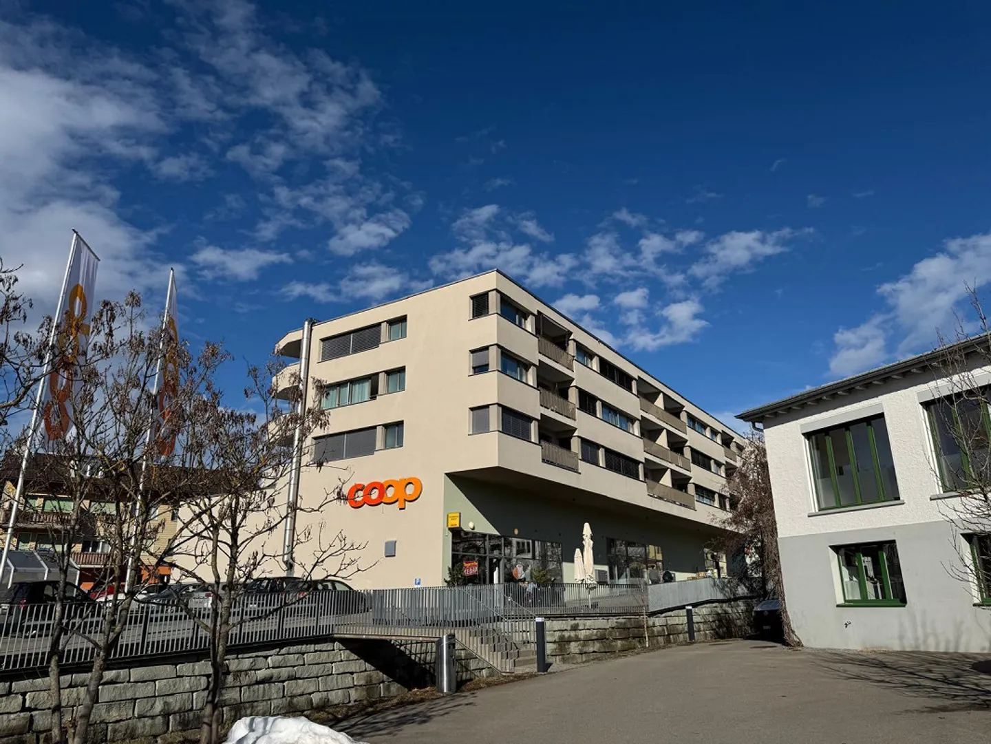 Il tuo locale nel centro di Degersheim - Foto 1 di 3