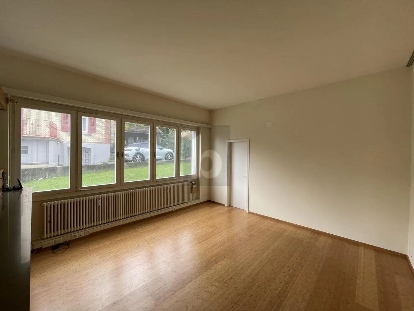 SPACIOUS AND IDEAL FOR YOUR BUSINESS - Photo 3 of 6