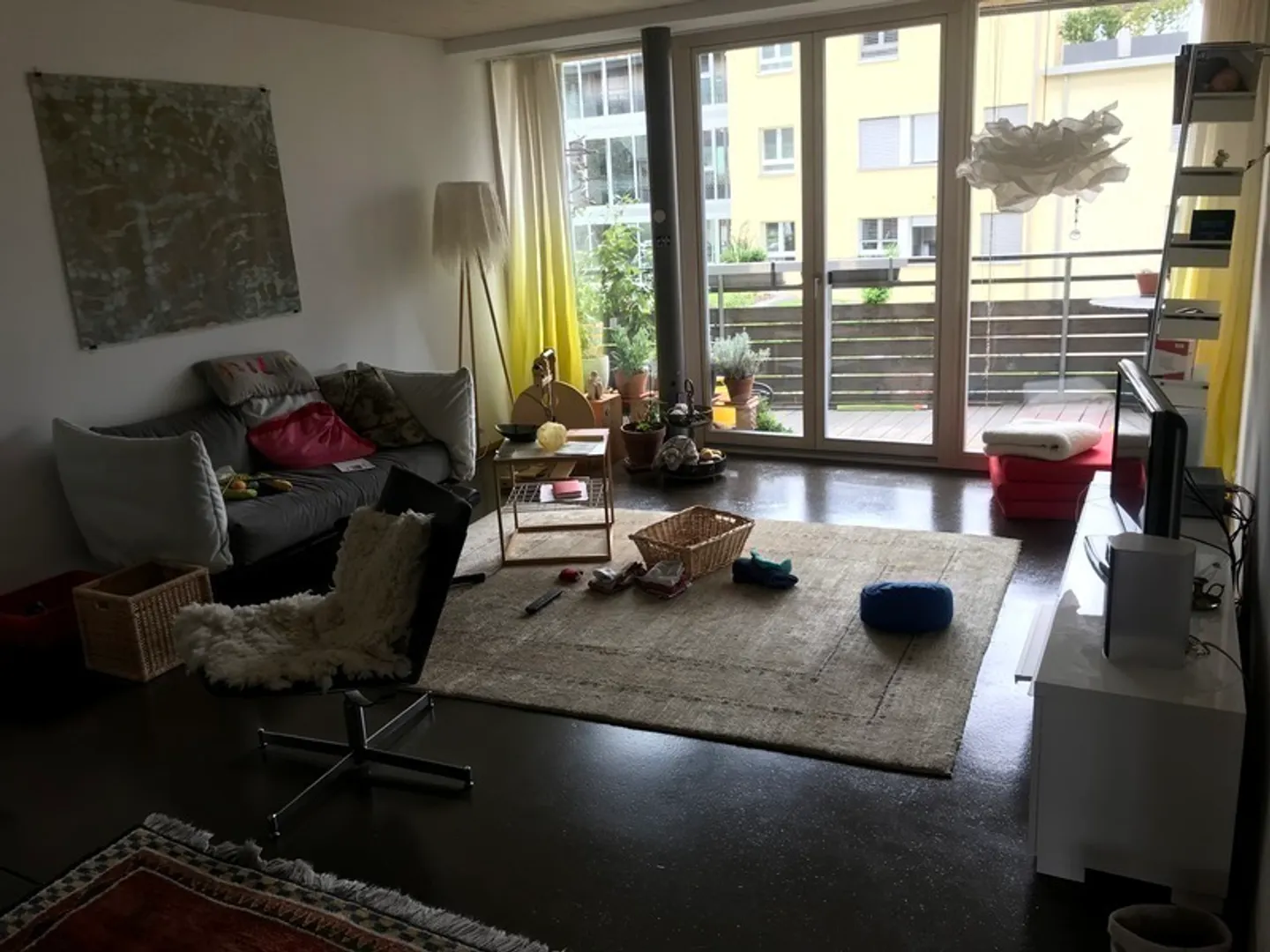 APPARTAMENTO 3½ LOCALI A OSTERMUNDIGEN (BE), ARREDATO, TEMPORANEO - Foto 1 di 9