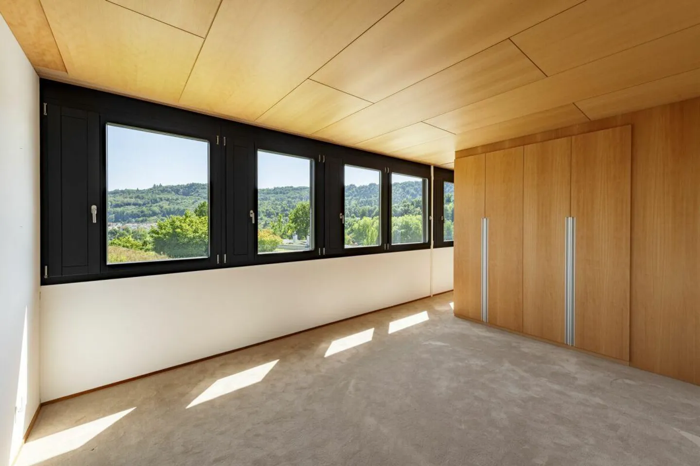 3.5-Room House - Photo 10 of 16