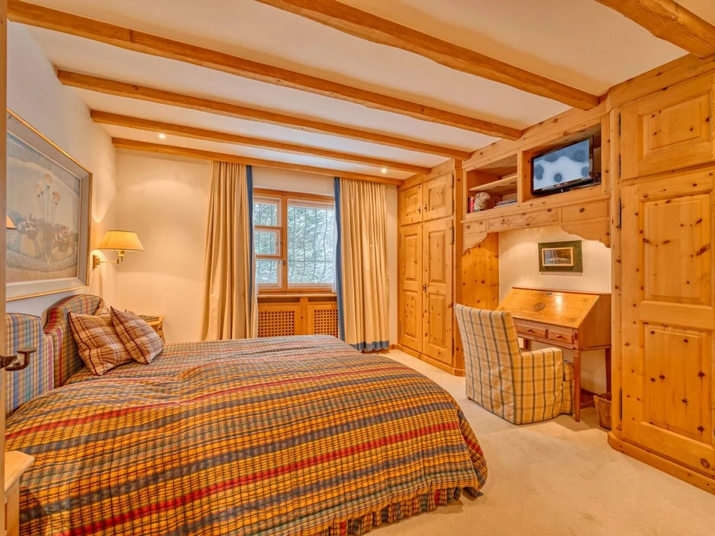 Chesa Nova - Villa in posizione centrale soleggiata a St. Moritz Dorf. - Foto 4 di 5