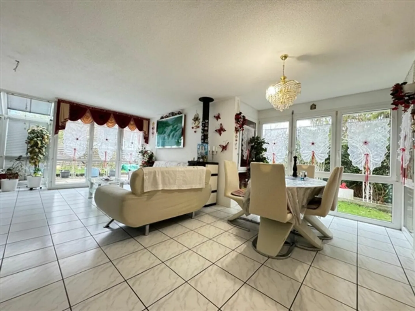 5.5 Room Double Family House in a Good Location - Photo 2 of 10