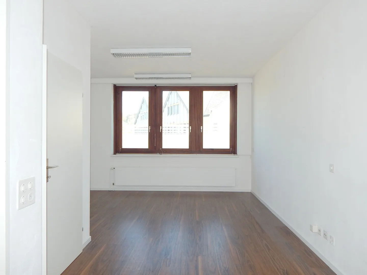 Büro-Praxisraum im Zentrum Mutschellen - Foto 3 von 8