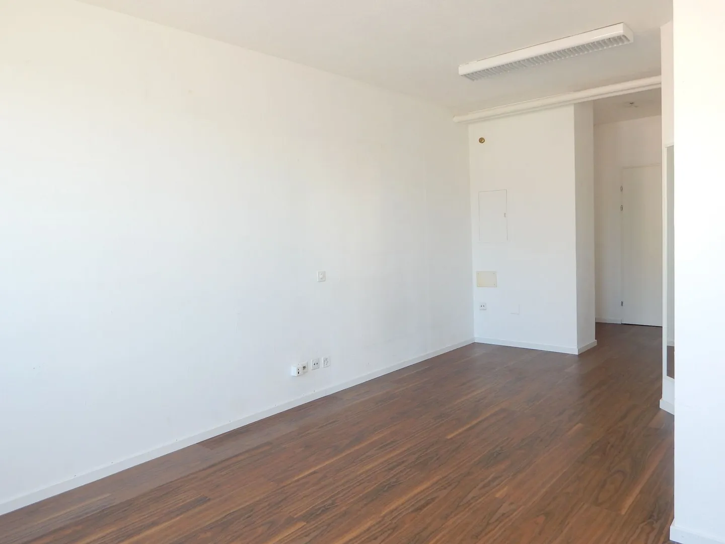 Büro-Praxisraum im Zentrum Mutschellen - Foto 6 von 8