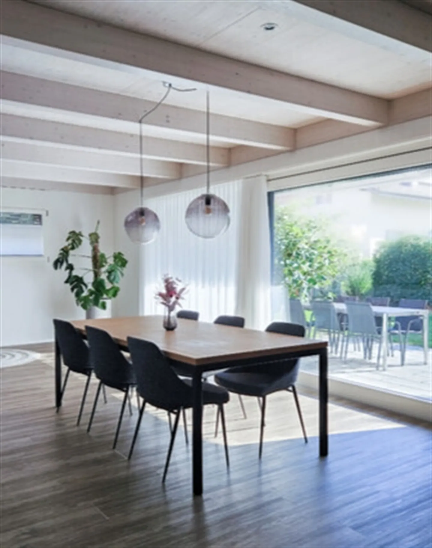 CASA DI 5 CAMERE AD AEFLIGEN (BE), ARREDATA, TEMPORANEA - Foto 2 di 10