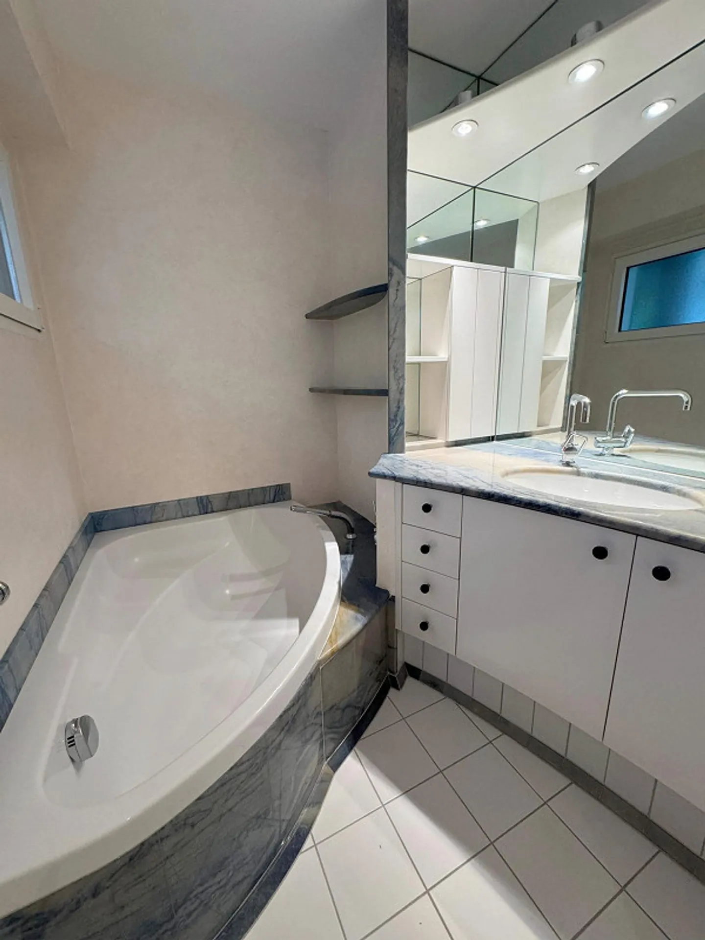 Appartement Élevé et Calme - Photo 11 sur 13