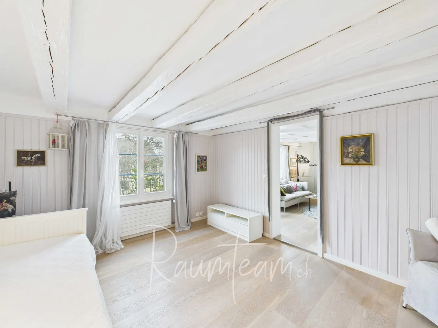 Charmante maison individuelle de 6,5 pièces dans un cadre historique à Triboltingen - Photo 7 sur 29