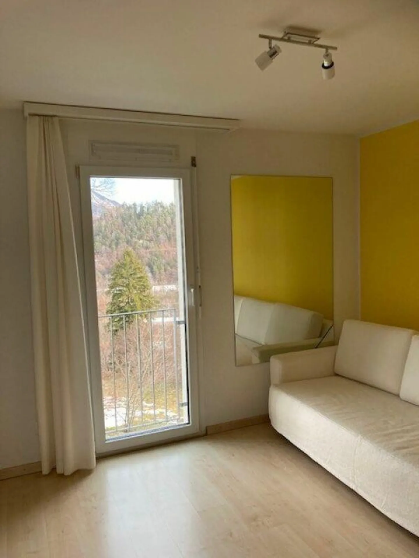 Beautiful and spacious 6.5 room maisonette apartment - Photo 6 of 14