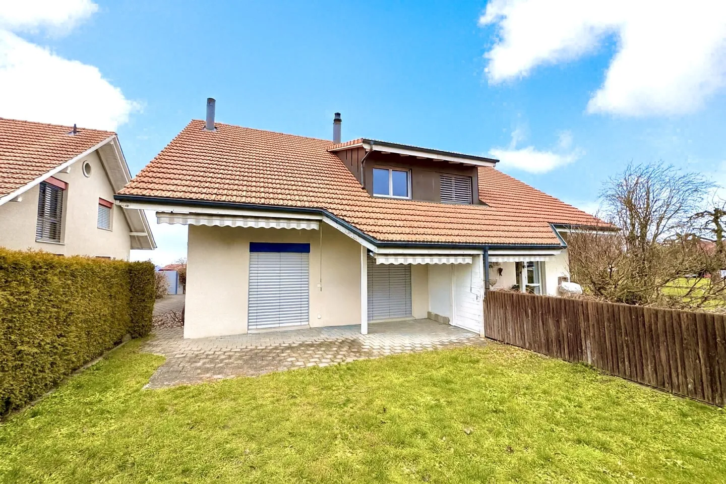 Family-friendly 5.5 room semi-detached house - Photo 1 of 11