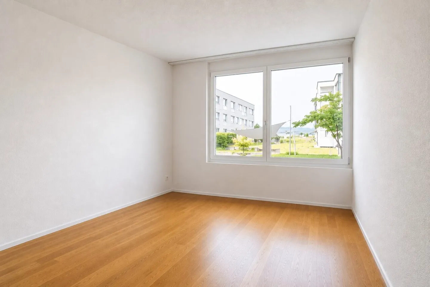 Charmante appartement 3.5 pièces avec terrasse au rez-de-chaussée - Photo 8 sur 11