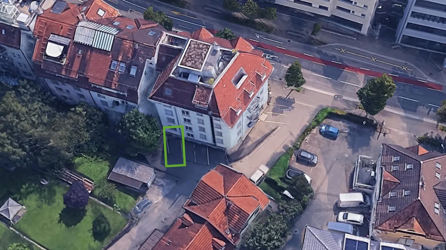 Outdoor parking space near HSG & KSSG – immediately available - Photo 3 of 3