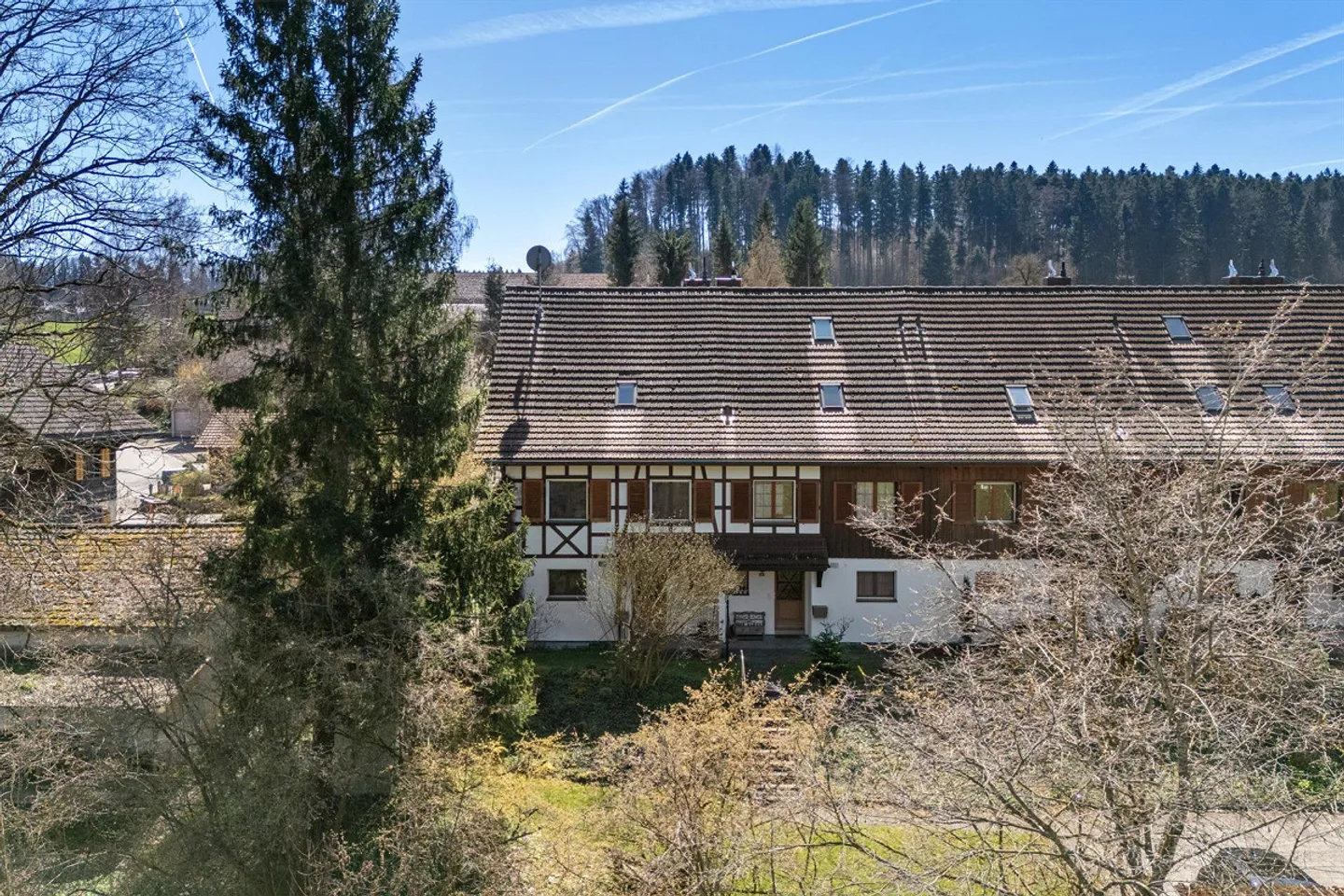 Viel Platz in naturnaher und ruhiger Lage - Foto 3 von 8