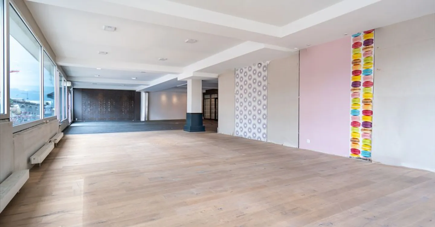 Edificio ad uso misto in affitto - Foto 6 di 12