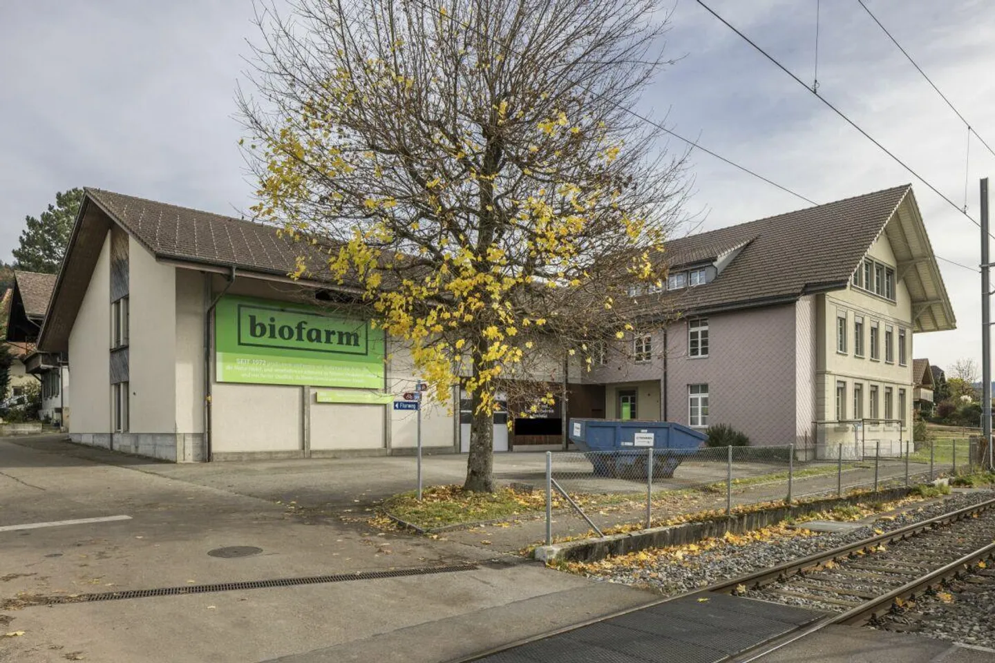 Propriété commerciale avec un grand potentiel d'utilisation - Photo 1 sur 13