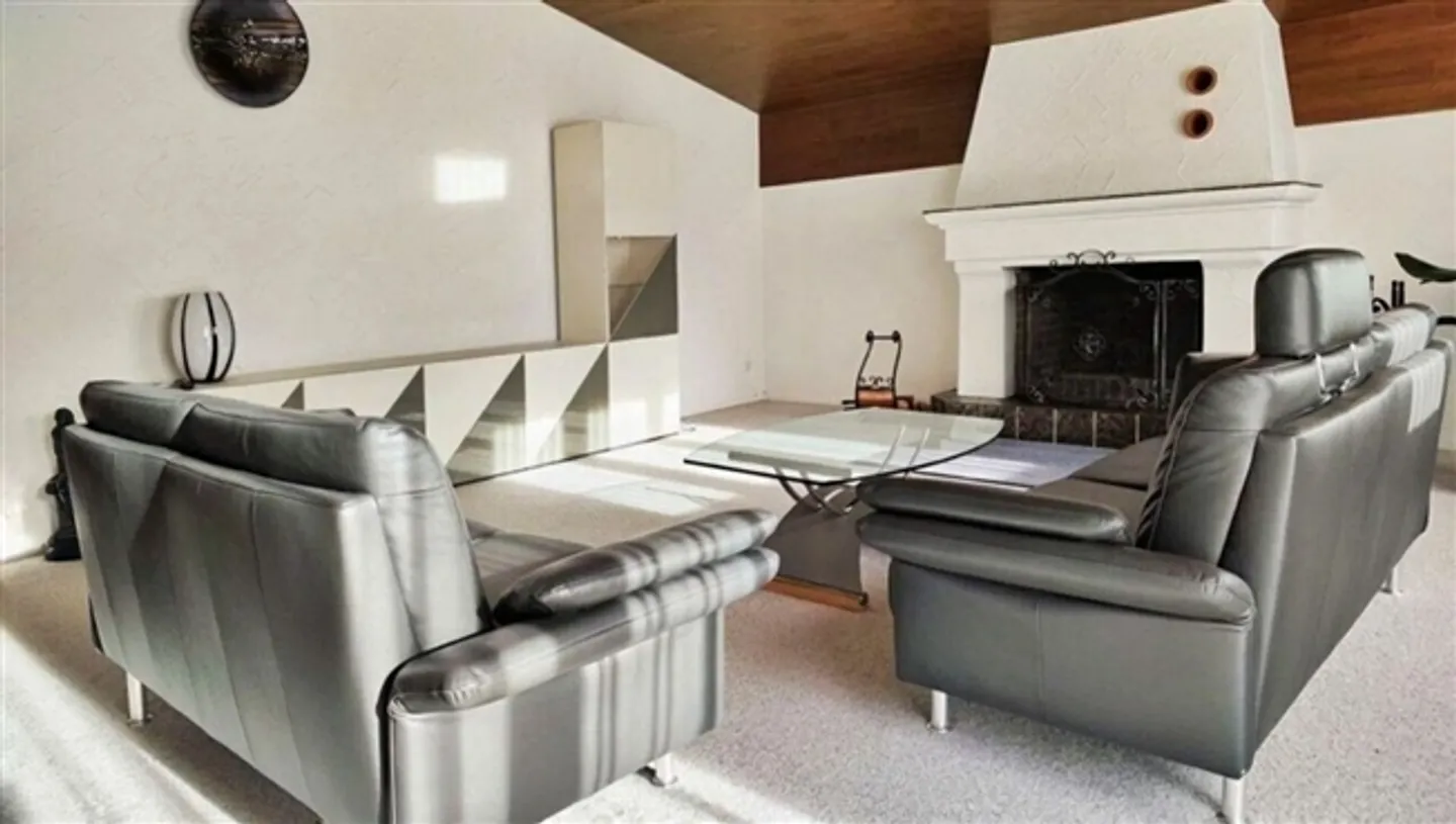 Spacious Living with Mountain Panorama - Photo 1 of 15