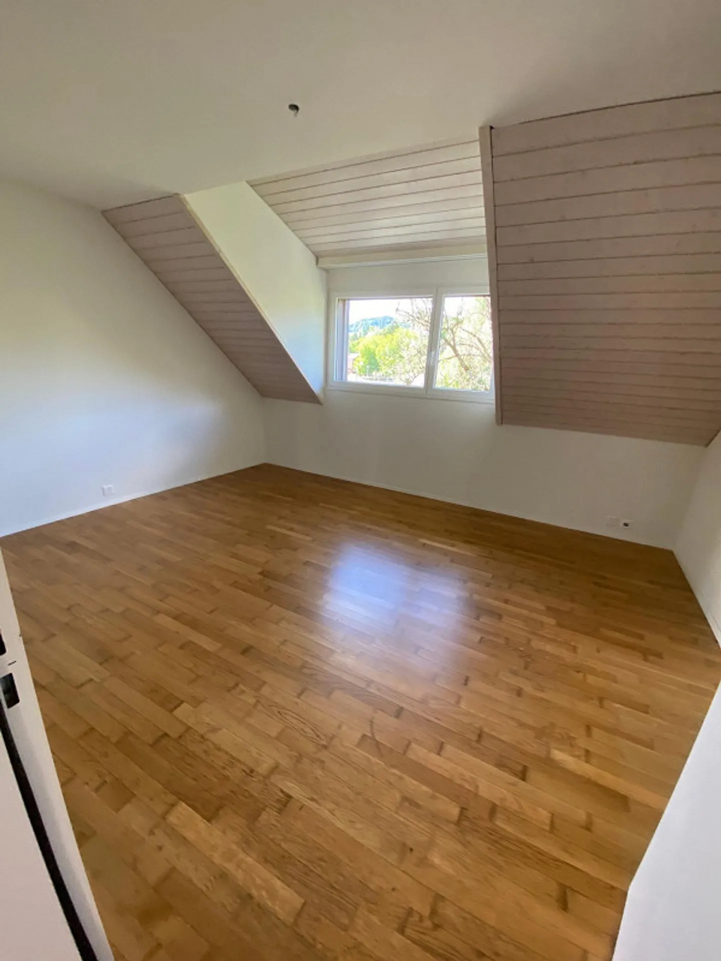 Appartamento duplex di 3,5 locali a Bäretswil - Foto 9 di 11
