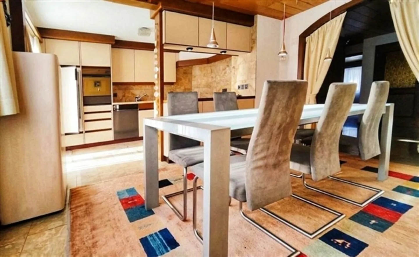 Spacious Living with Mountain Panorama - Photo 13 of 15