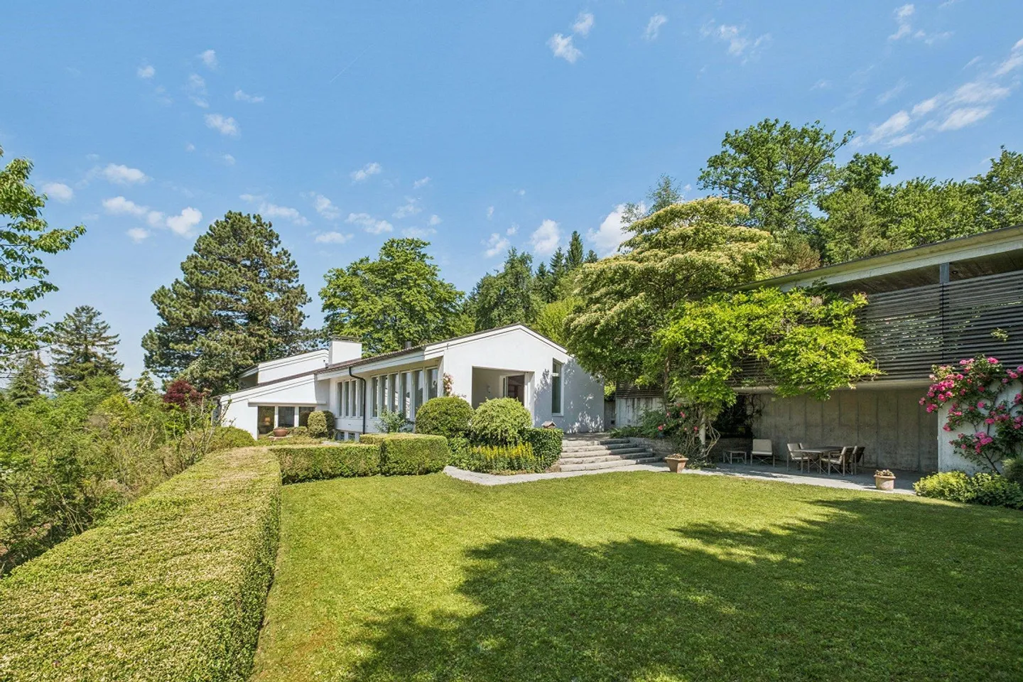 Maison de rêve avec jardin d'hiver et cheminée - Photo 1 sur 6