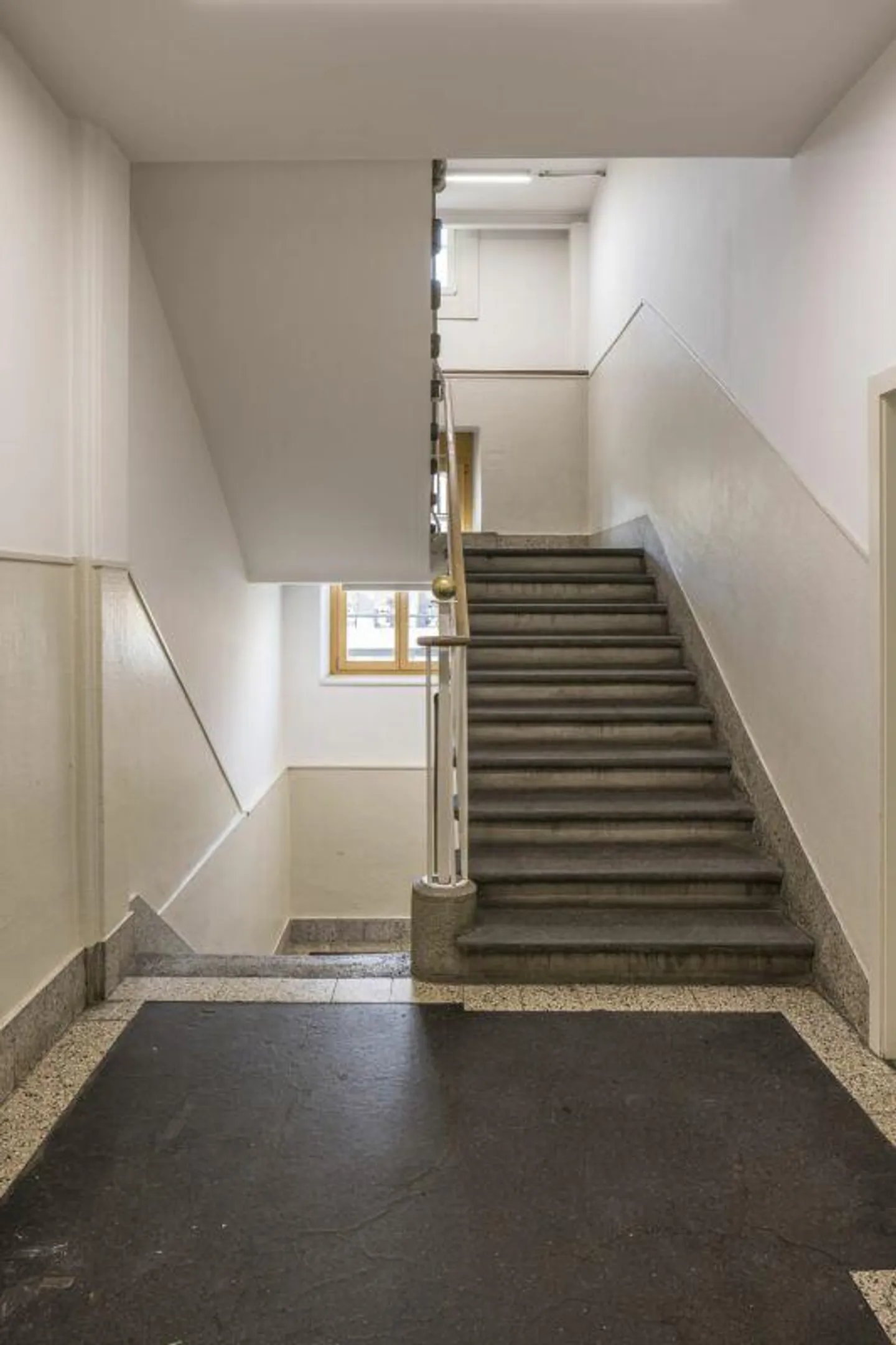 Propriété commerciale avec un grand potentiel d'utilisation - Photo 9 sur 13