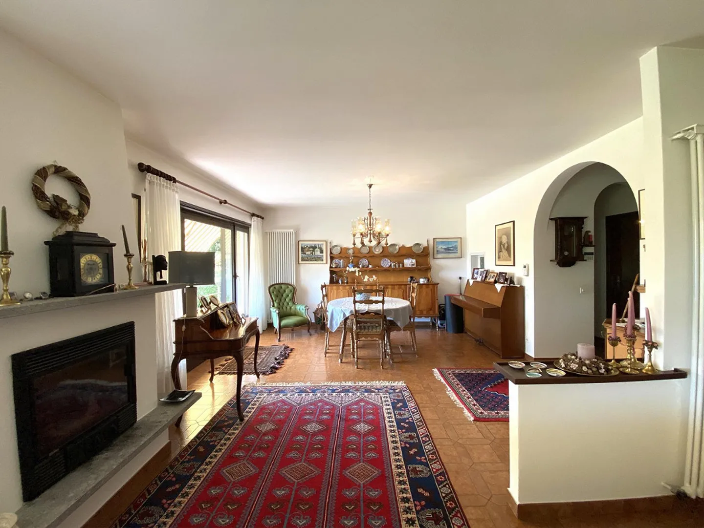 Casa con terreno edificabile - Foto 2 di 7