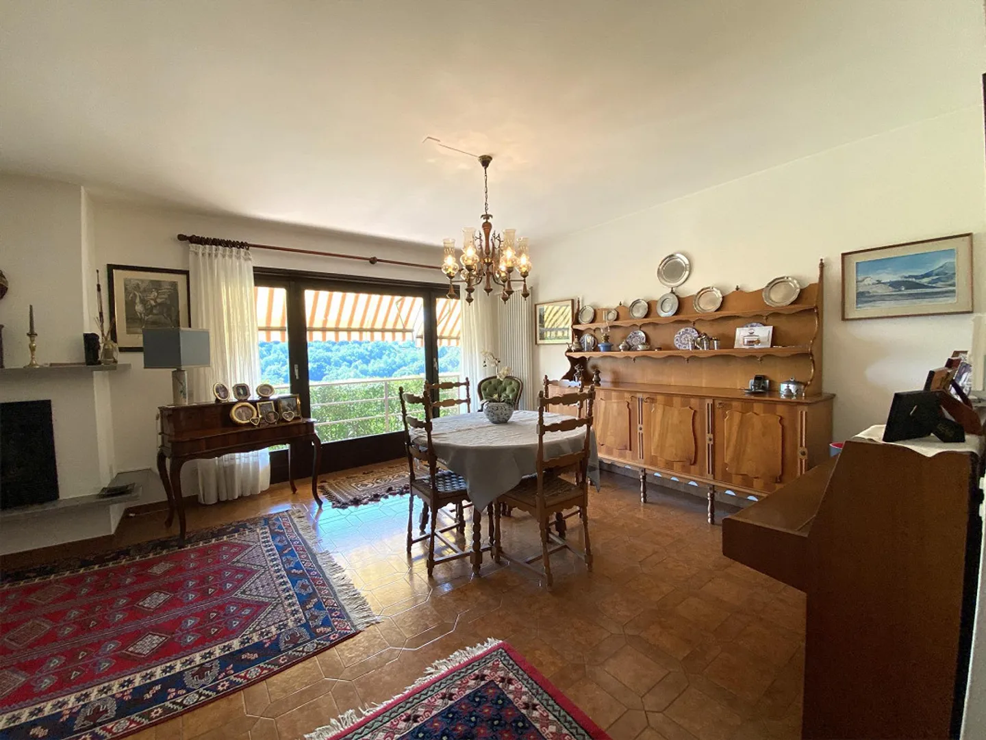 Casa con terreno edificabile - Foto 3 di 7