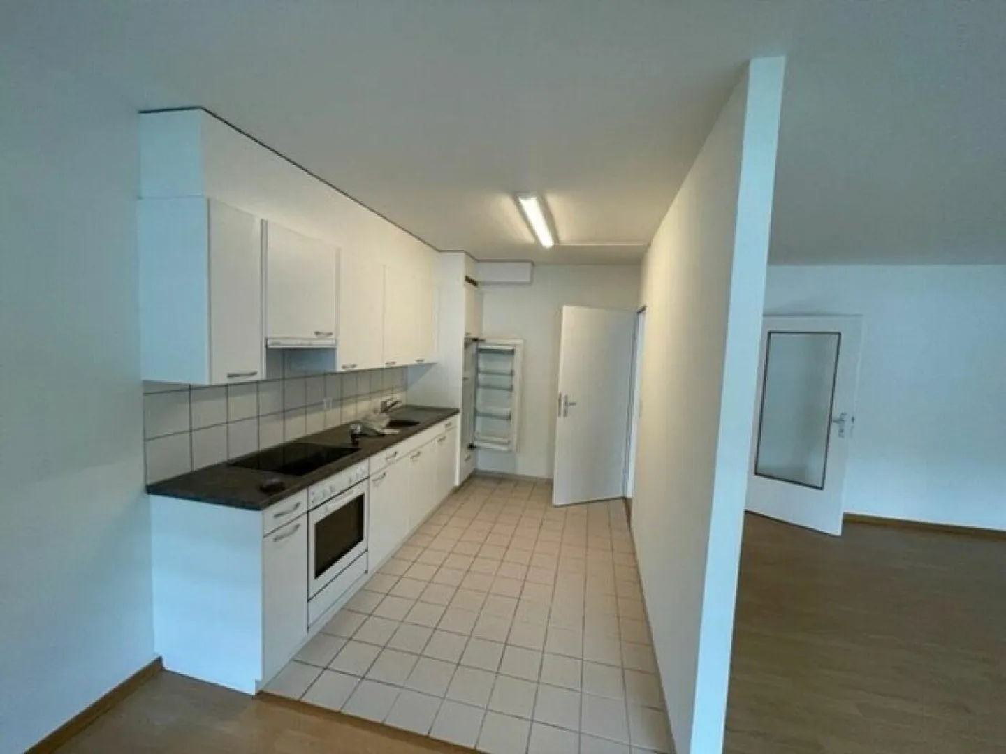 Appartamento 3.5 locali al 4° piano a Laufen - Foto 1 di 9