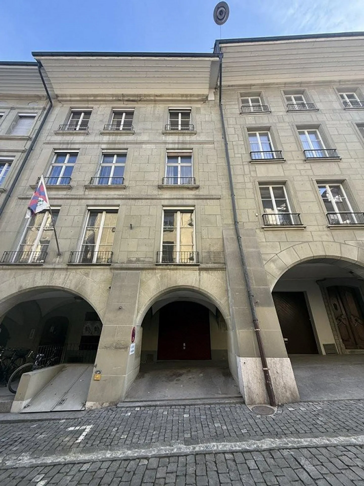 SINGLE GARAGE ON JUNKERNGASSE - Photo 1 of 4