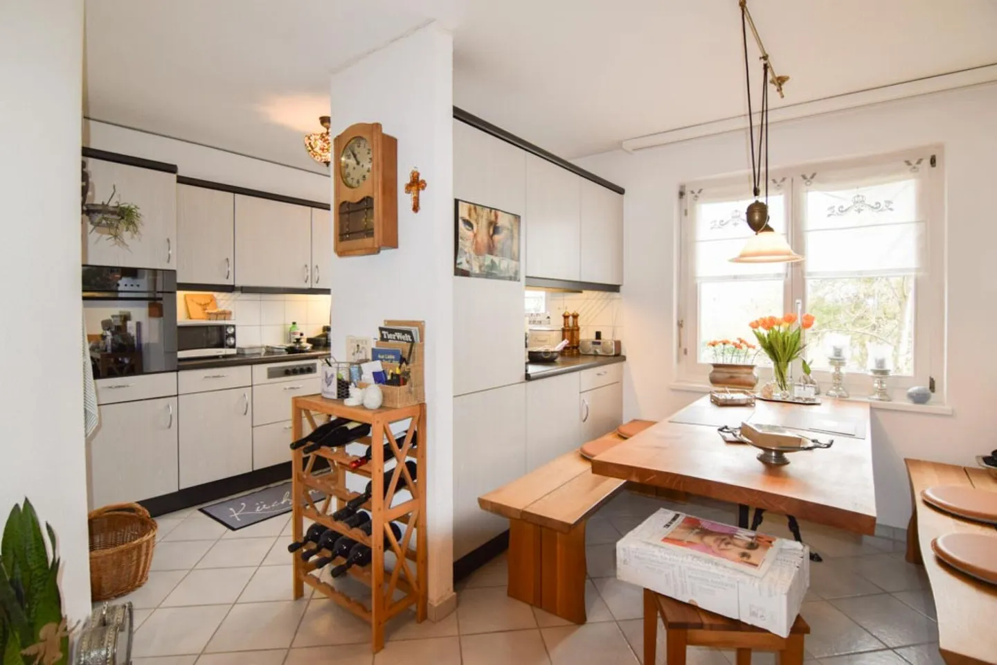 Warmherzige 4.5-Zimmer-Wohnung mit Cheminée und grossem Balkon - Foto 5 von 13