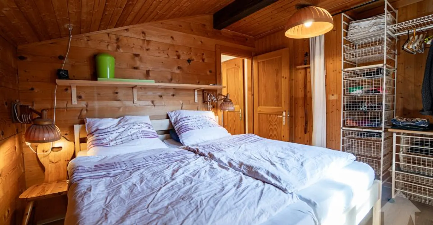 Charmantes Chalet mit Panoramaterrasse und atemberaubendem Blick - Foto 6 von 13