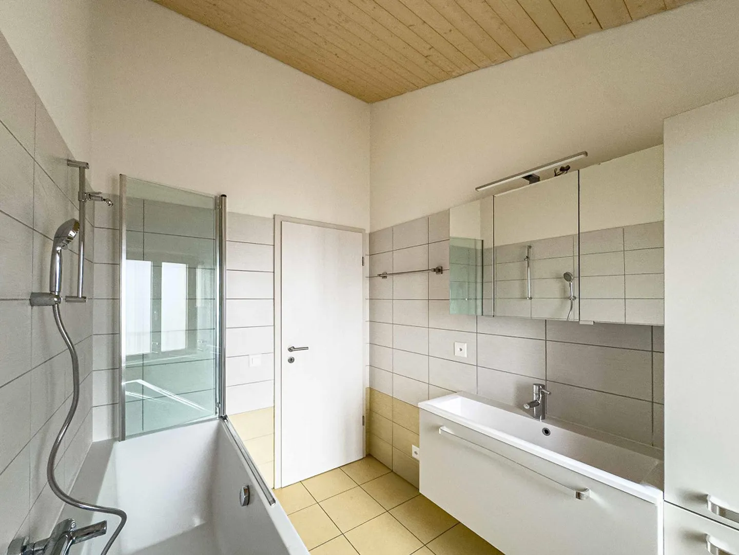 Bâtiment de 6 appartements à Stabio - Photo 4 sur 8