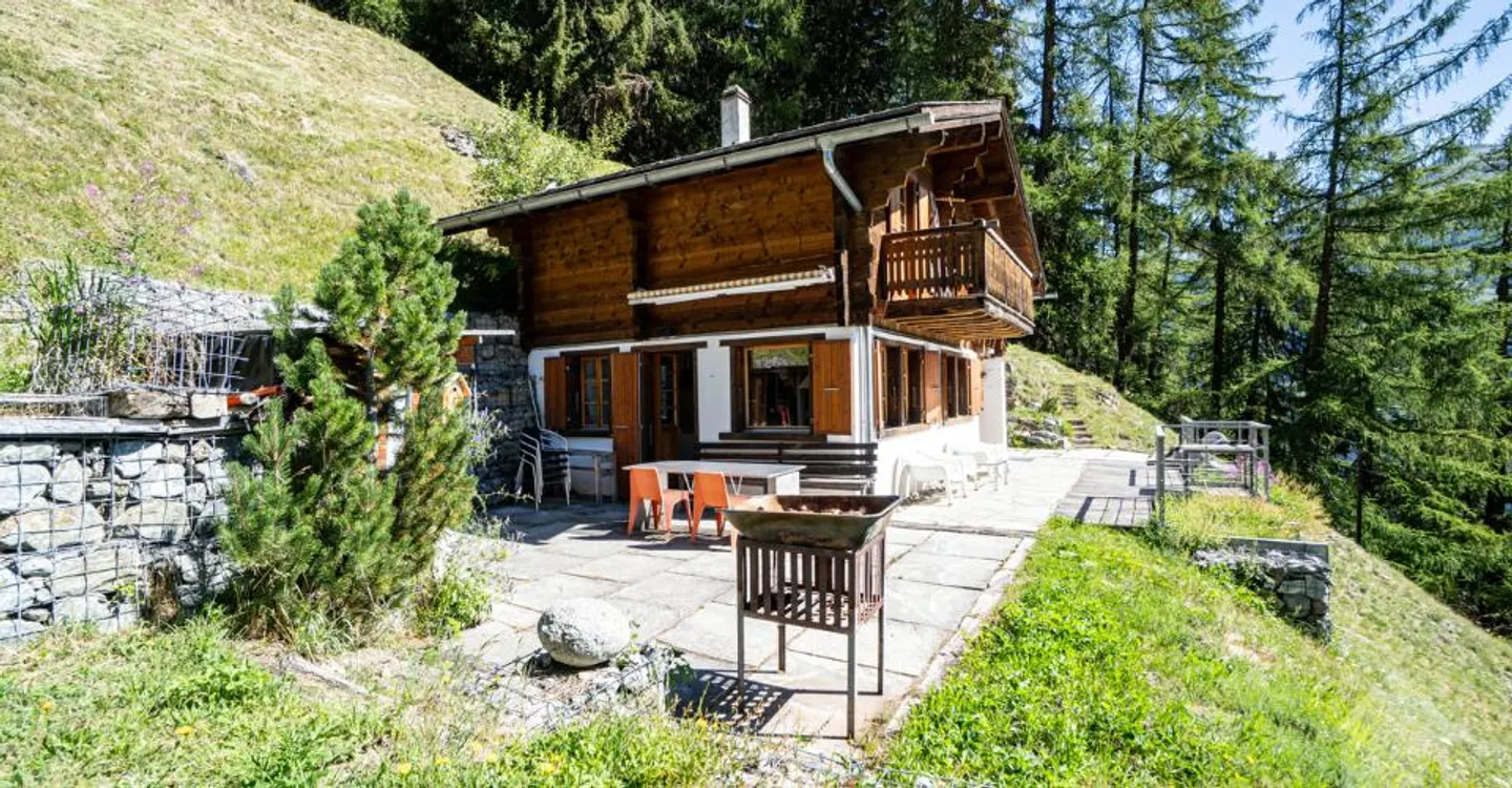 Charmantes Chalet mit Panoramaterrasse und atemberaubendem Blick - Foto 12 von 13