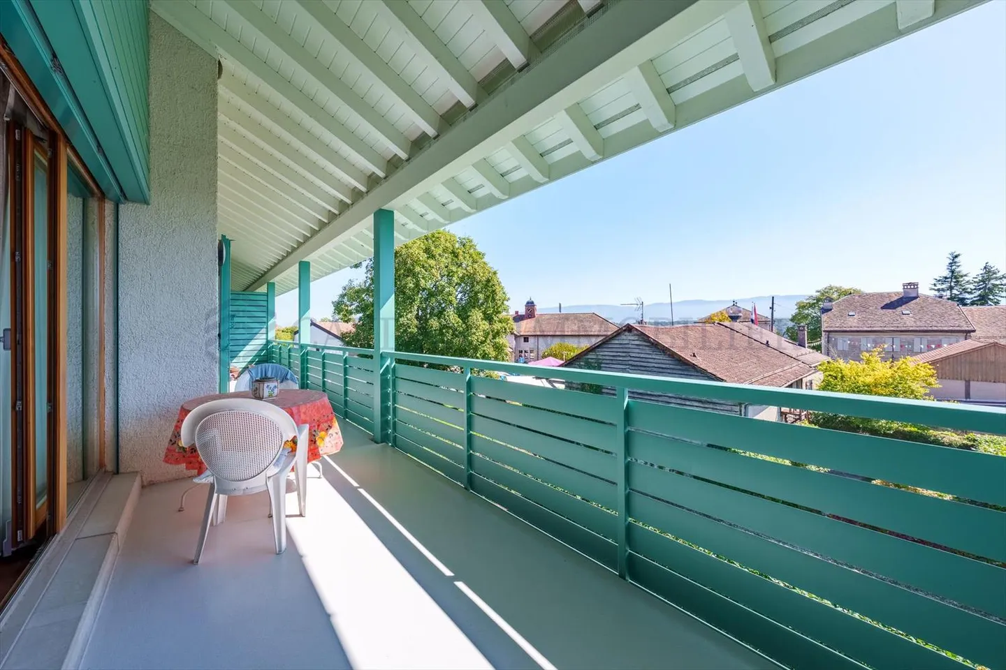 Prächtige 6-Zimmer-Wohnung mit freiem Blick - Foto 6 von 6