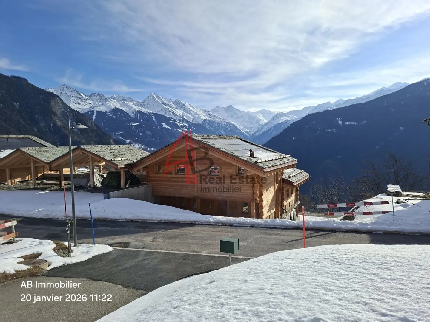 Chalet exceptionnel avec vue - Photo 4 sur 13