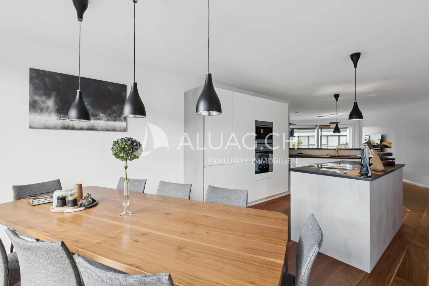 CENTRAL, EXCLUSIVE LIVING AT THE ZIHLKANAL - Photo 6 of 17