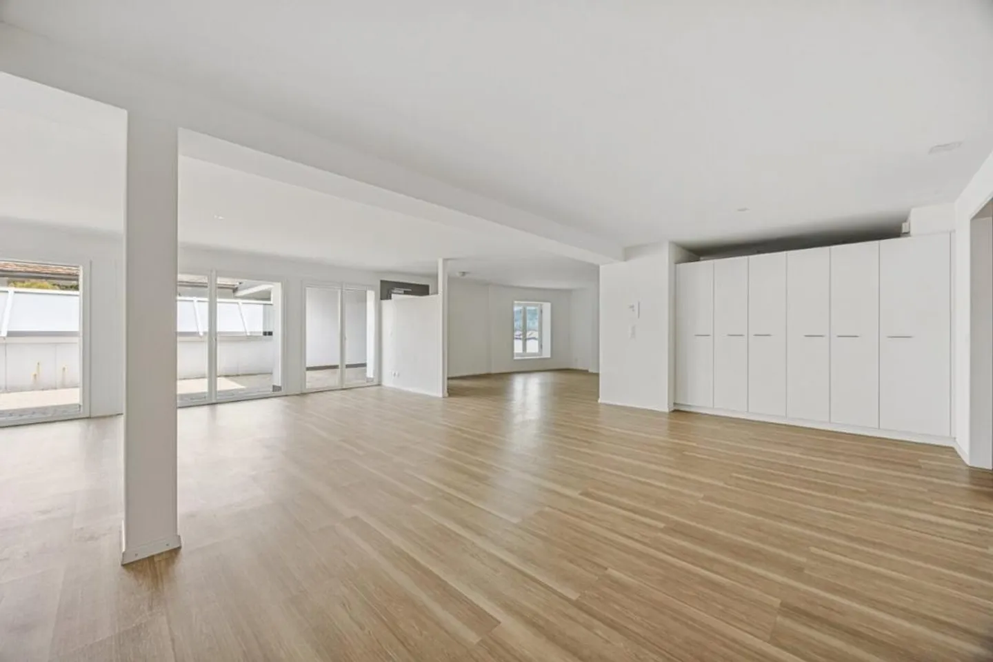 Penthouse mit Dachterrasse - Foto 4 von 11
