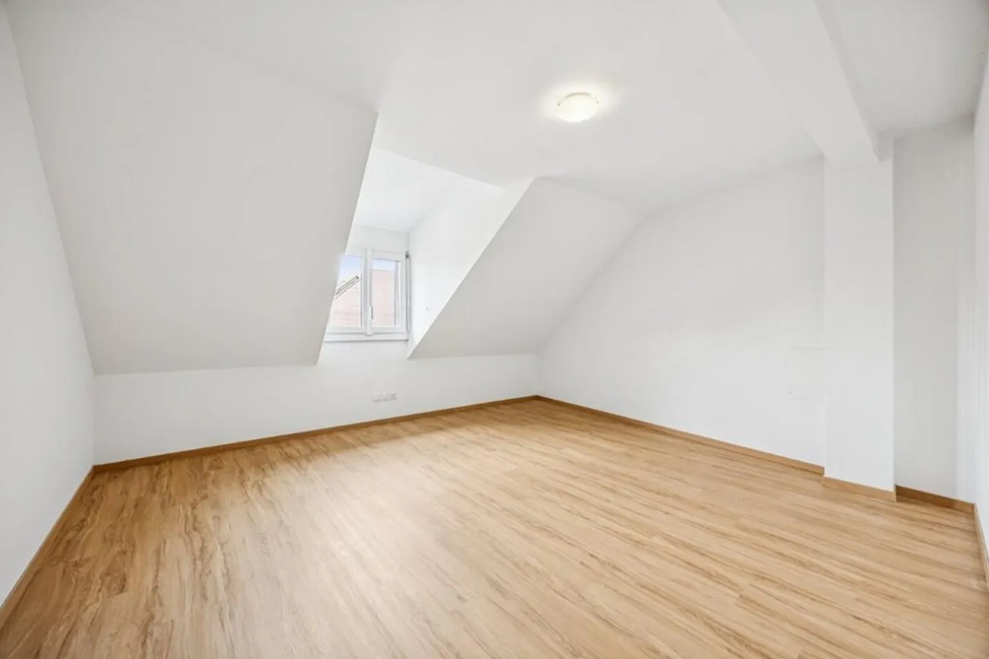 Penthouse mit Dachterrasse - Foto 7 von 11