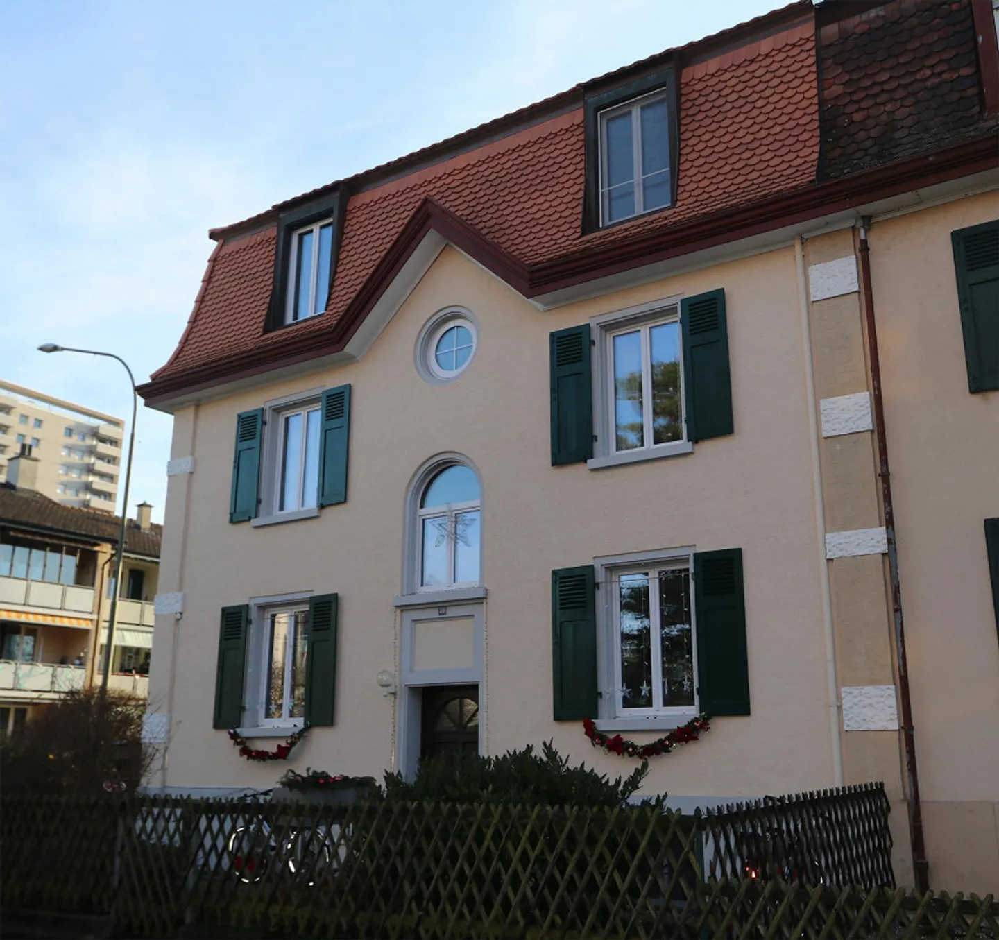 Bellissimo attico maisonette di 4,5 stanze in edificio storico ristrutturato, 120m2 - Foto 1 di 12