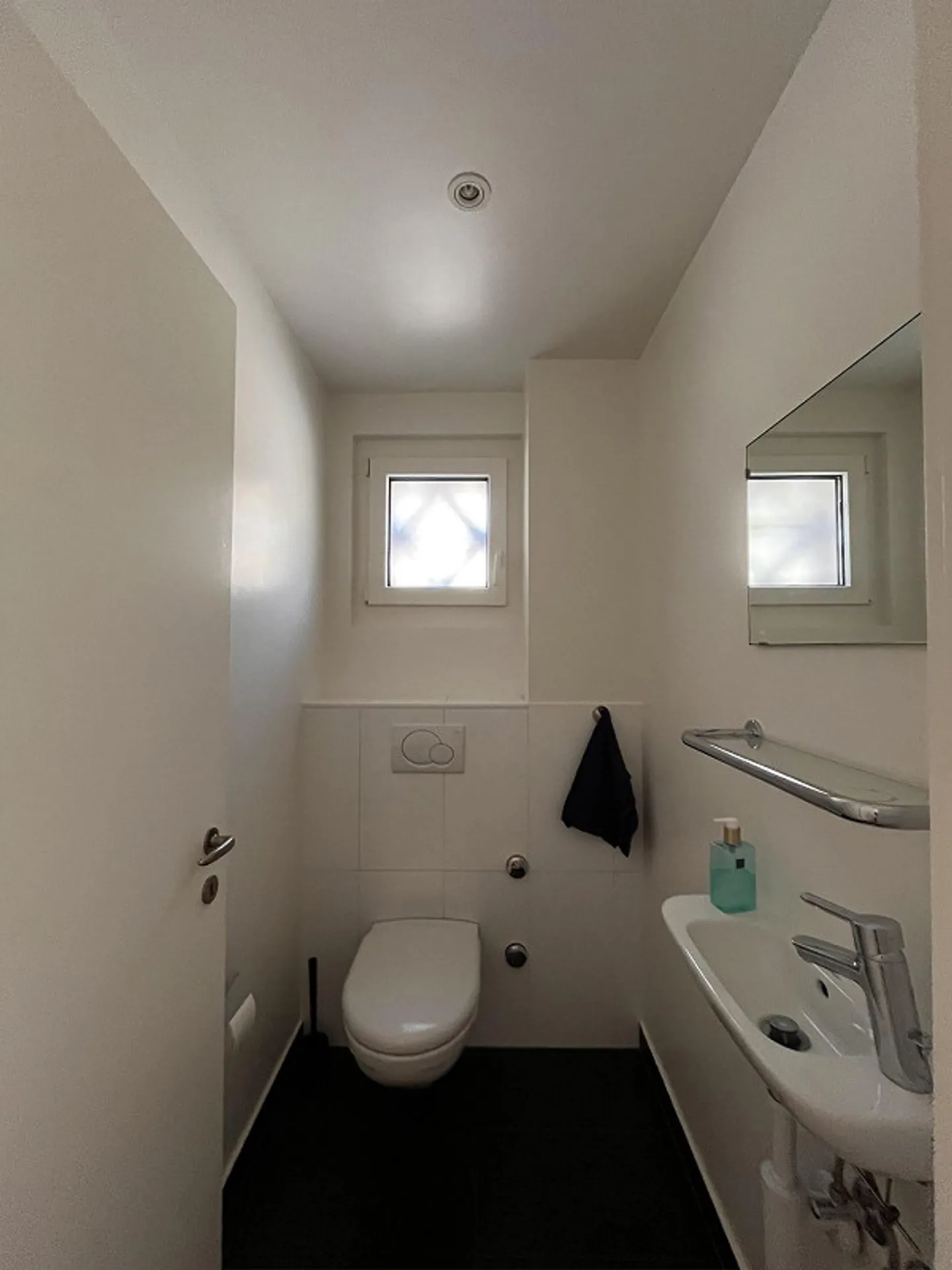 Magnificent 3.5 room bright apartment with balcony two minutes from Ne station - Photo 6 of 6