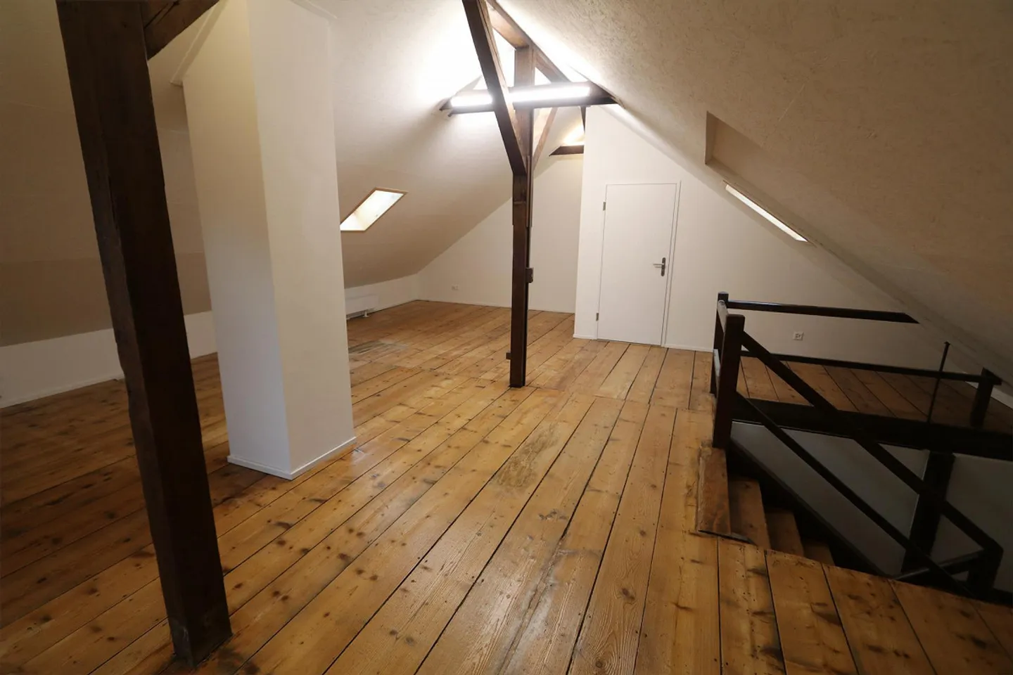 Bellissimo attico maisonette di 4,5 stanze in edificio storico ristrutturato, 120m2 - Foto 11 di 12