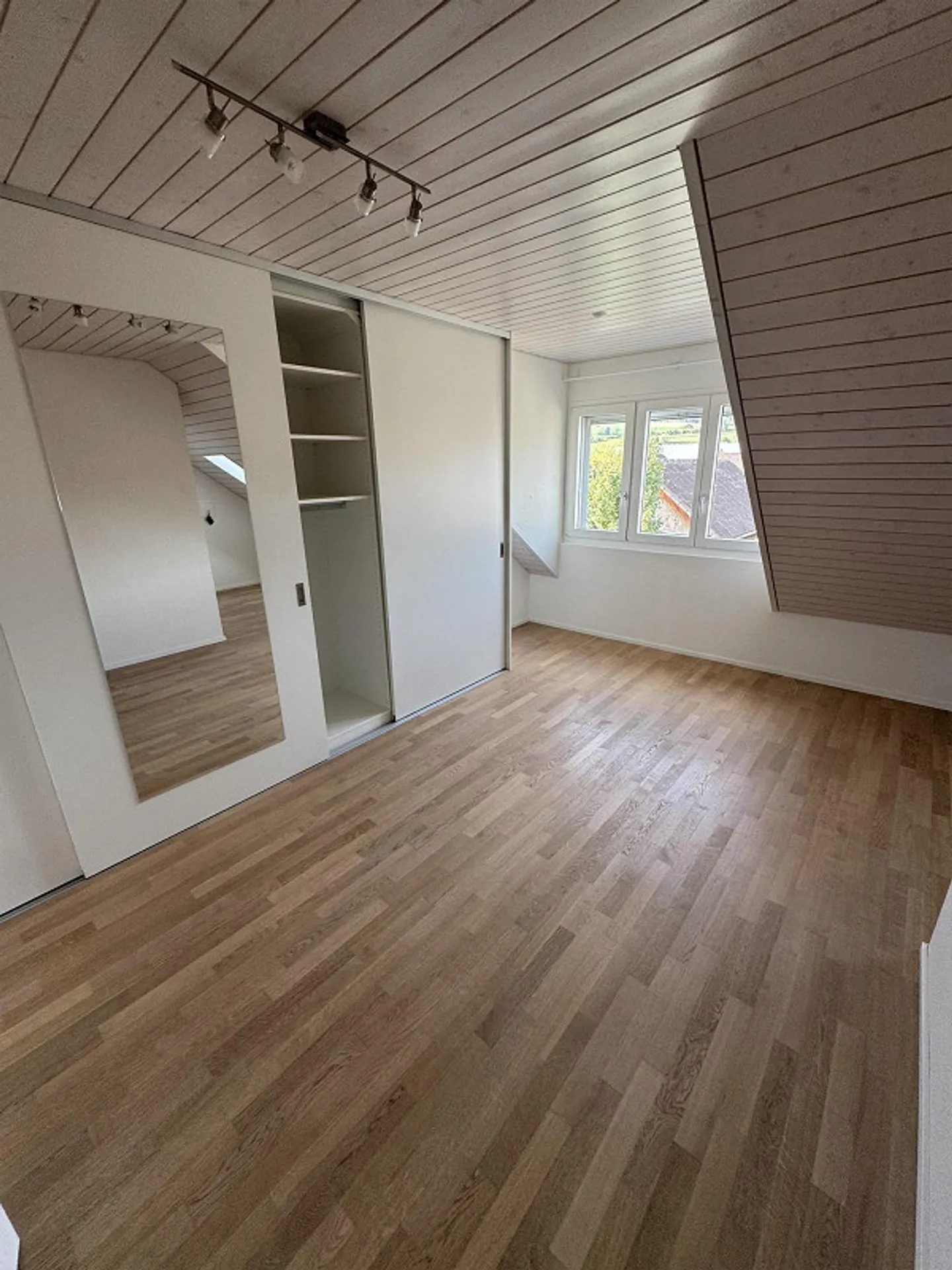Attico esclusivo di 4 1/2 stanze con ascensore privato - Foto 8 di 14