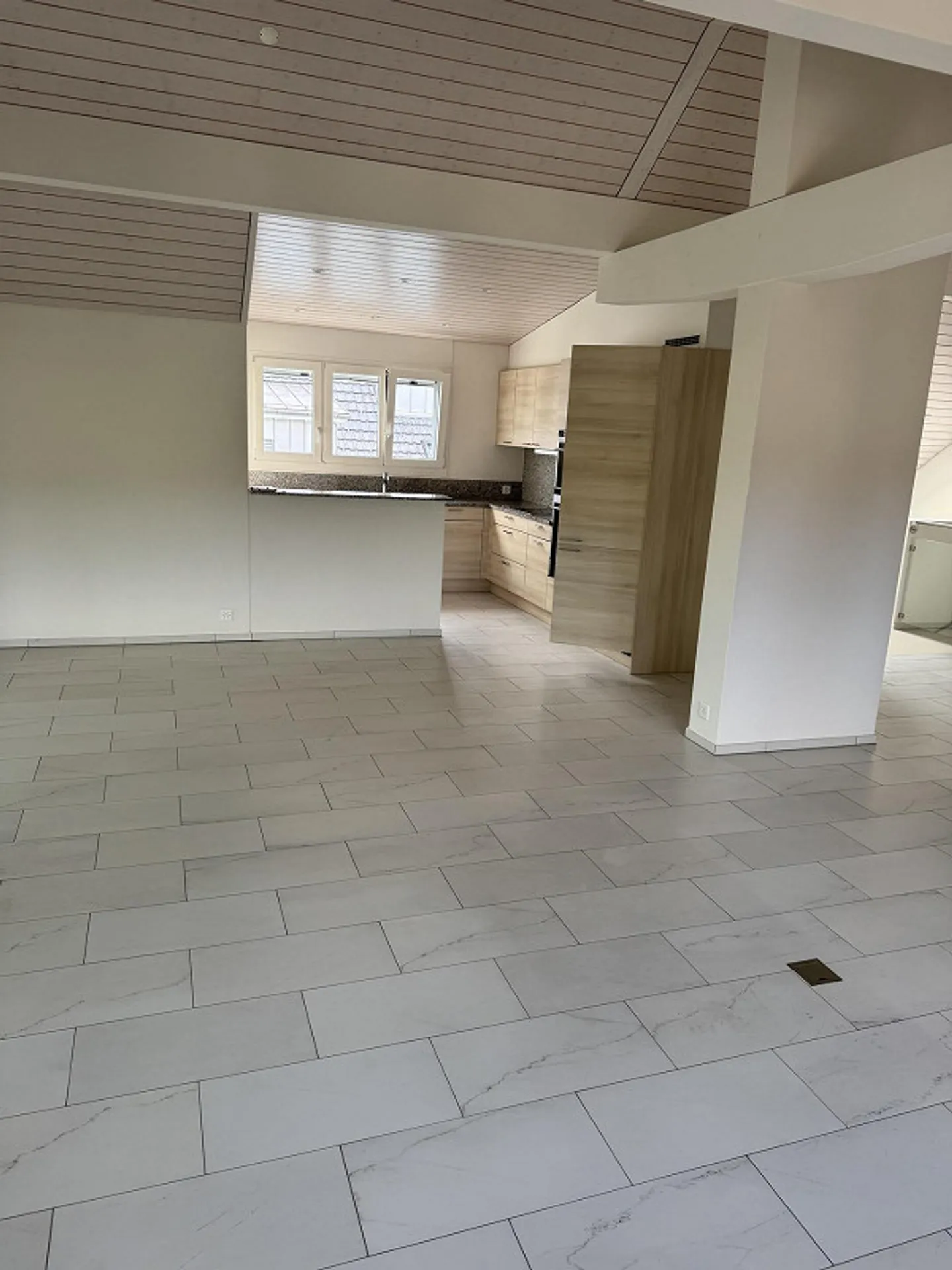 Attico esclusivo di 4 1/2 stanze con ascensore privato - Foto 5 di 14